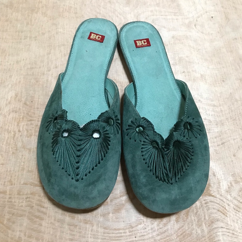 BC Footwear Slides Leather Green Crochet size 8